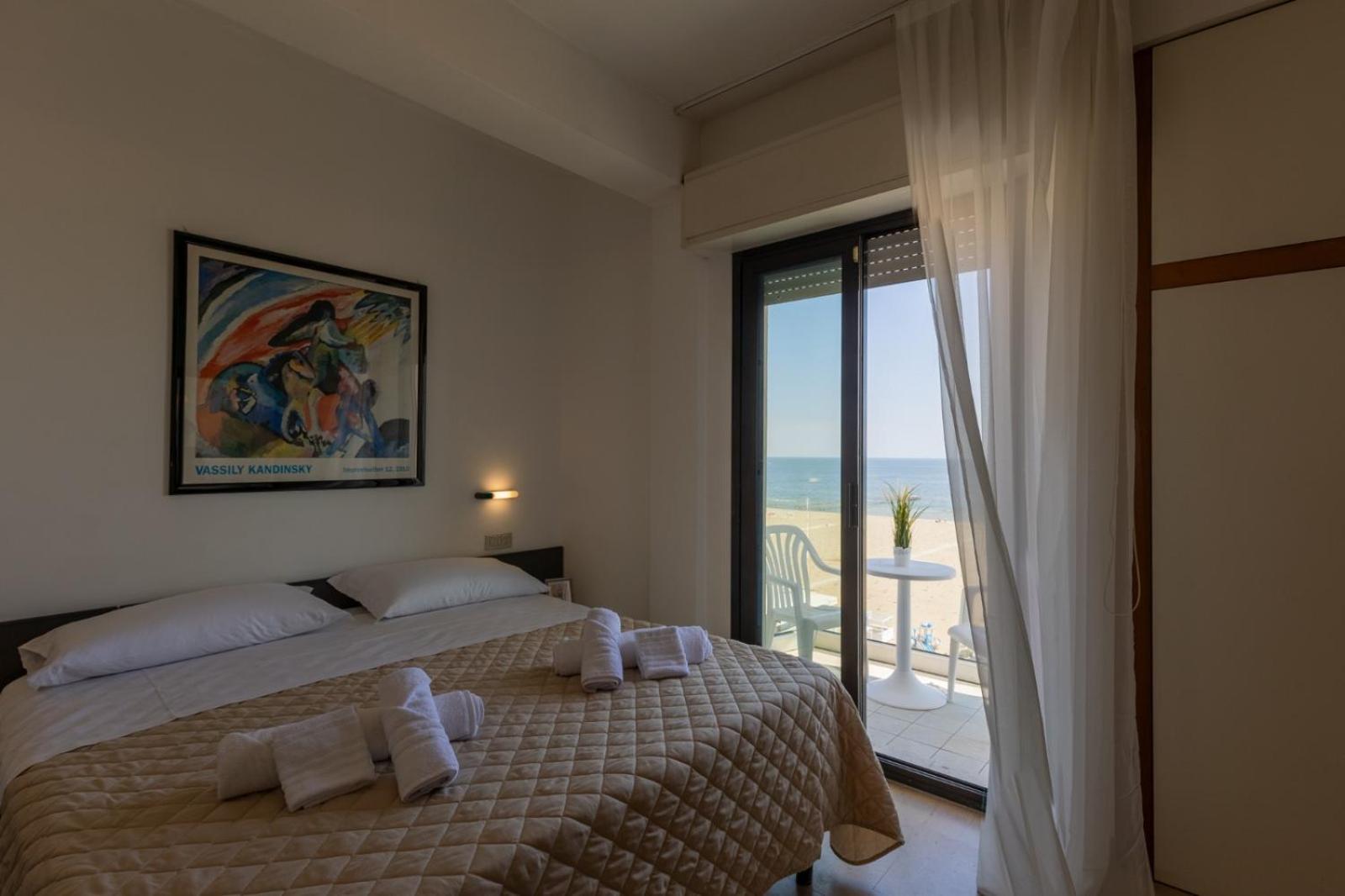 Grand Meeting Hotel Rimini Ngoại thất bức ảnh