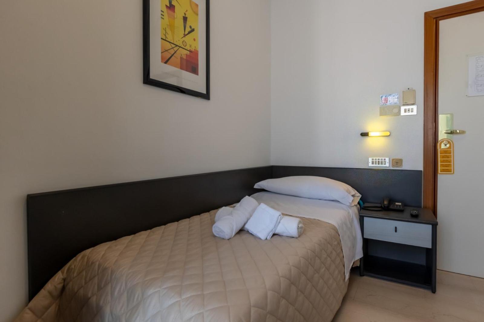 Grand Meeting Hotel Rimini Ngoại thất bức ảnh