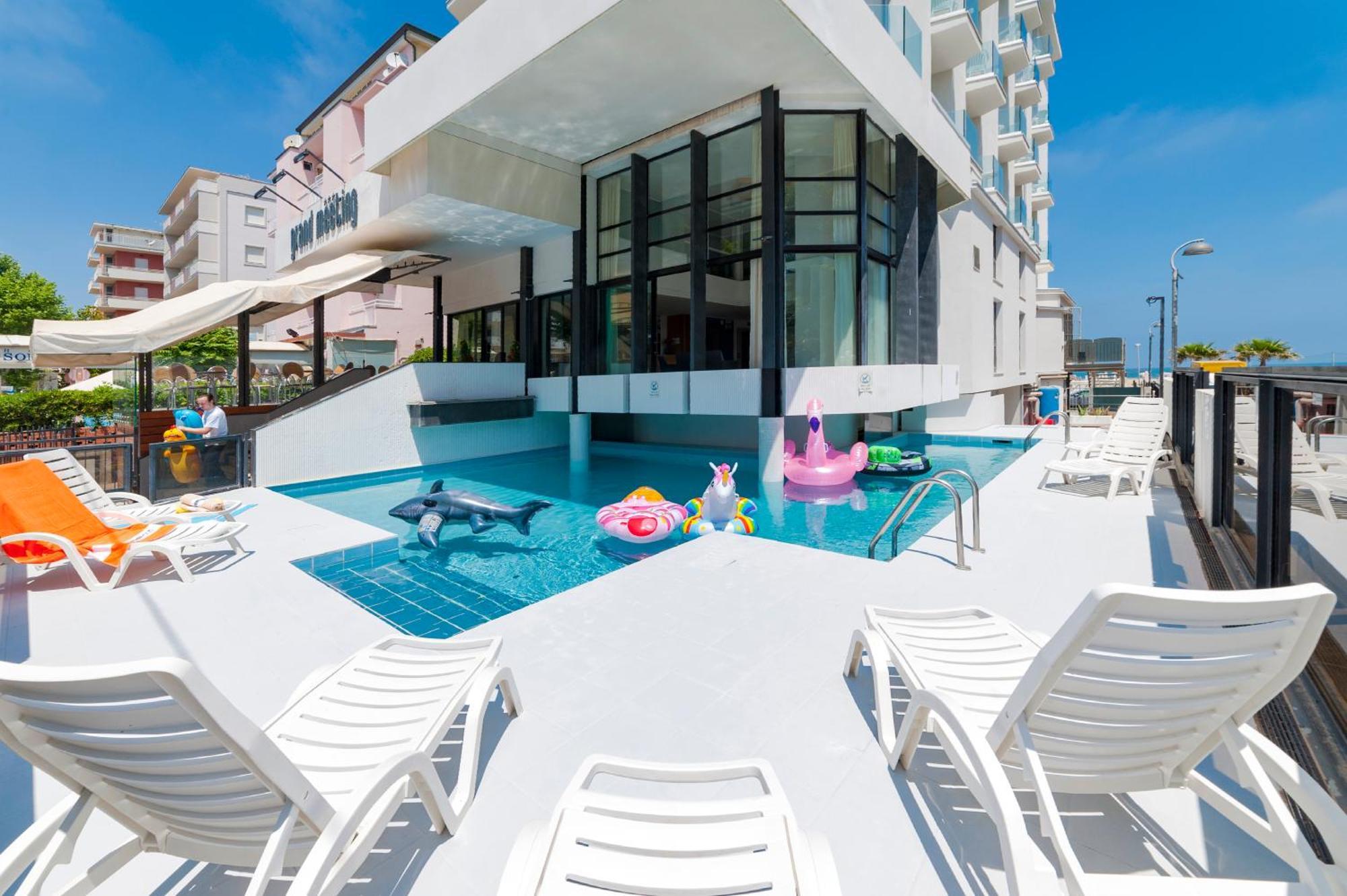 Grand Meeting Hotel Rimini Ngoại thất bức ảnh